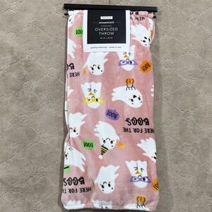 Envogue NEW Pink Ghosts Oversized Throw